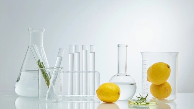 Vitaminas C grąžins veidui jaunatvišką švytėjimą
